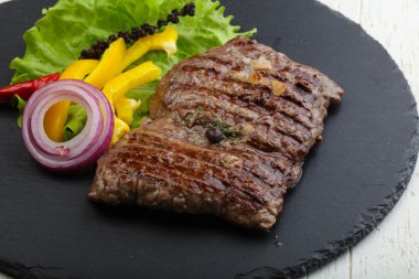 Izgara biftek.