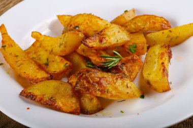 Lezzetli fırında patates