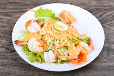 lezzetli karides kokteyl