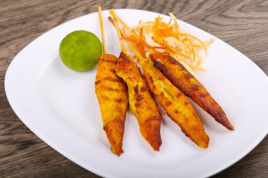 Tay geleneksel tavuk satay