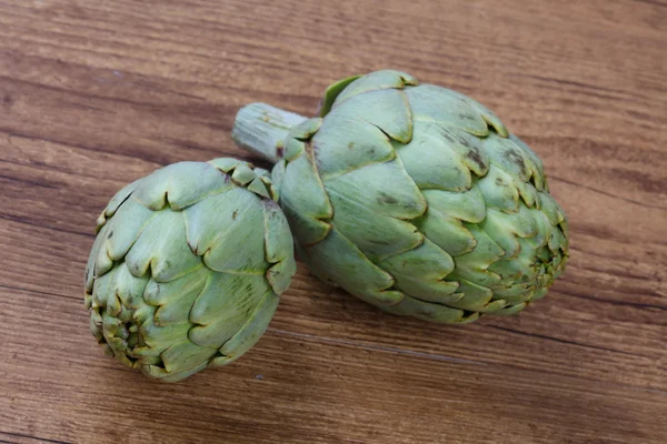 Fresh raw Artichoke — Stock Photo, Image