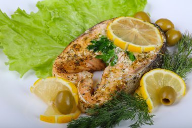 fırında somon steak