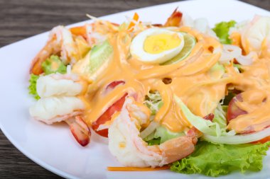 lezzetli karides kokteyl