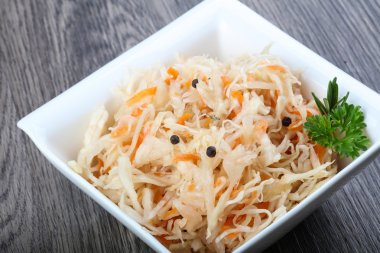 Mayalanmış lahana lahana turşusu