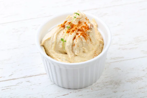 Cuisine traditionnelle arabe - houmous — Photo