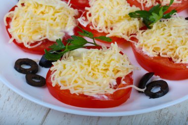 Lezzetli dolma domates