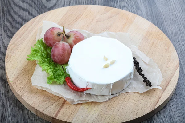 Delicious Brie cheese — Stock Photo, Image