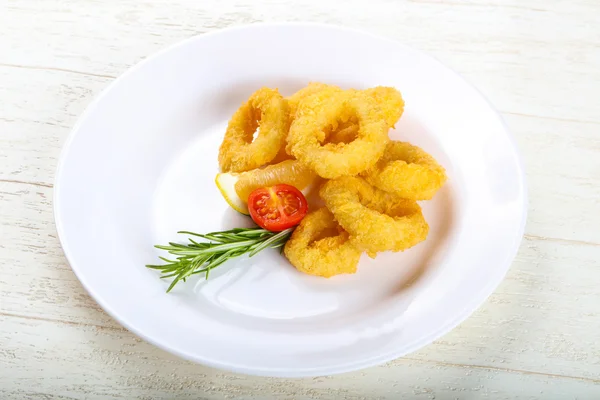 Gebratene Calamari-Ringe — Stockfoto