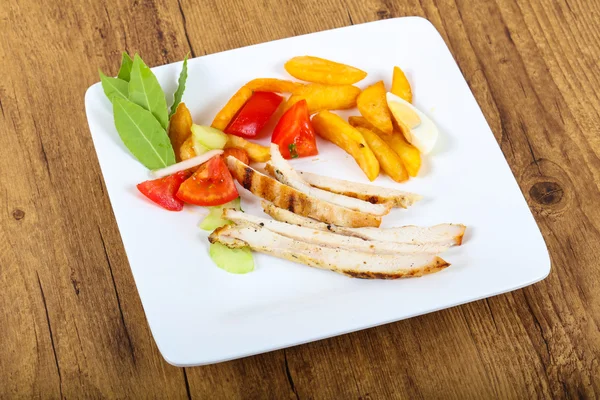 Izgara tavuk göğsü.