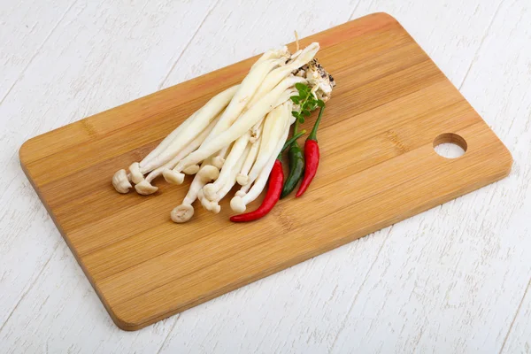 Fungo giapponese - enoki — Foto Stock