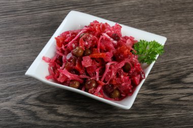 Viniagrette Rus salatası
