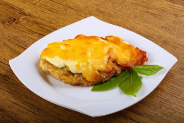 Lezzetli fırında domuz