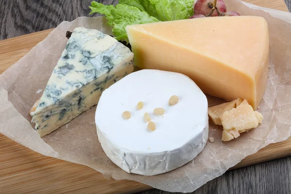 Delicious Cheese plate — Stock Photo, Image