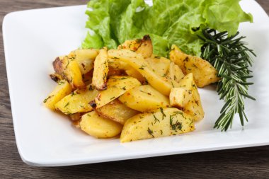 Dereotu ile fırında patates