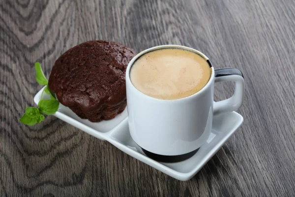 Koffie met chocolade muffin — Stockfoto