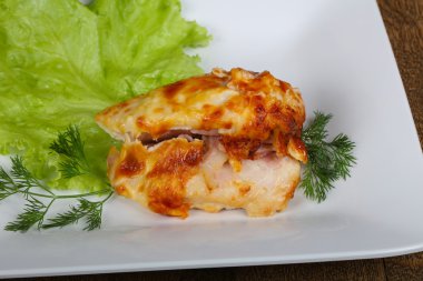 Peynir pişmiş tavuk göğsü