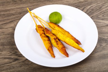 Tay geleneksel tavuk satay