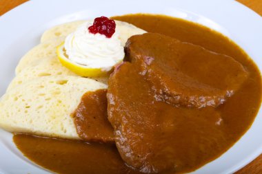 Soslu lezzetli sığır eti