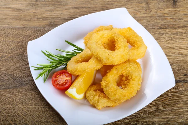 Gebratene Calamari-Ringe — Stockfoto