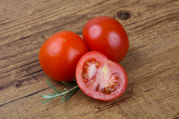 Verse rijpe tomaten — Stockfoto