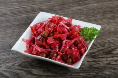 Viniagrette Rus salatası
