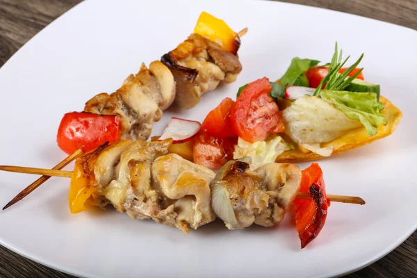 Délicieuse brochette de poulet — Photo