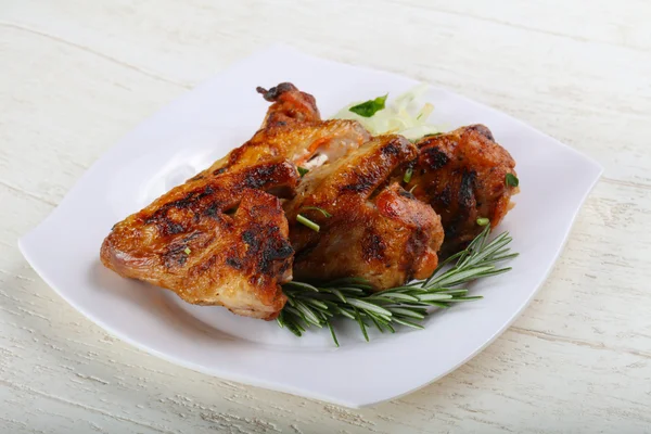 Grilled chicken wings — Stock Photo, Image