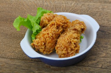 Çıtır tavuk kanatları