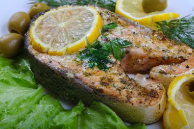 fırında somon steak