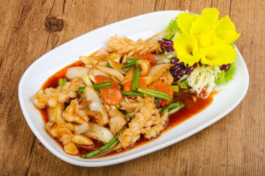 Asya mutfağında kalamar sosu