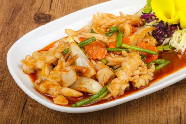 Kalamar sosu ile baharat