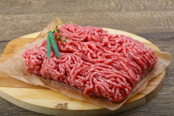 Raw Minced beef with onion — Stock Photo, Image