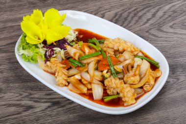 Asya mutfağında kalamar sosu