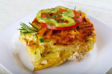 Tavuk pasta Domates ile