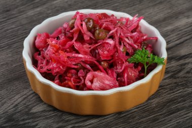 Viniagrette Rus salatası