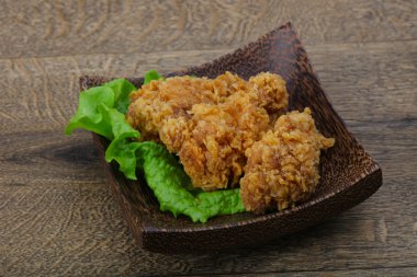 Çıtır tavuk kanatları