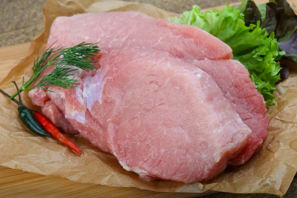 Bistecca di maiale cruda — Foto Stock