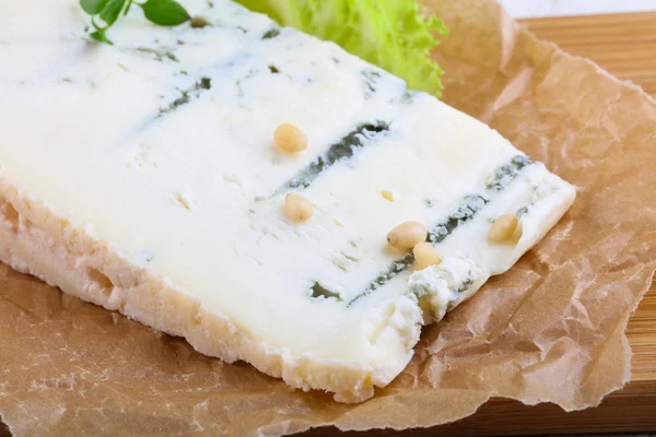 Delicioso queso Gorgonzola —  Fotos de Stock