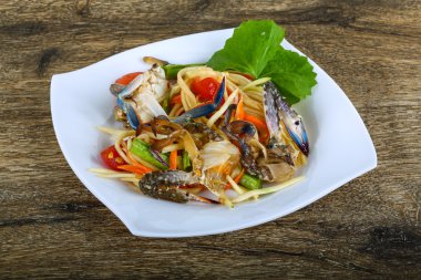 Tay baharat Yengeç Salatası