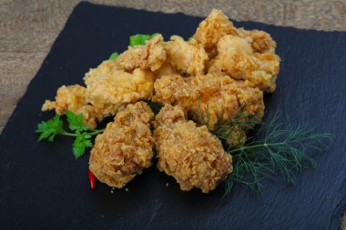 Çıtır tavuk nuggets