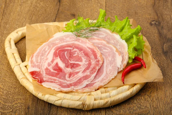 Панчетта нарезанный свиной бекон — стоковое фото