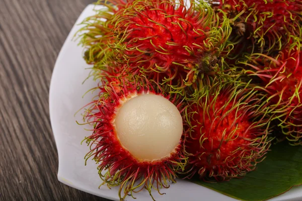 Rambutan fresco e maduro — Fotografia de Stock