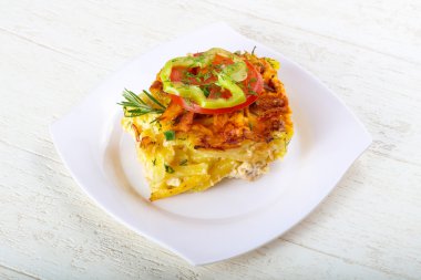 Tavuk pasta Domates ile