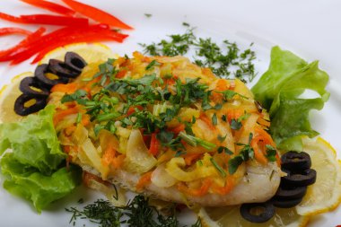 Sebzeli fırında tilapia