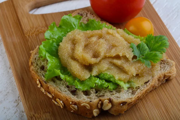 Herring caviar sandwich — Stock Photo, Image