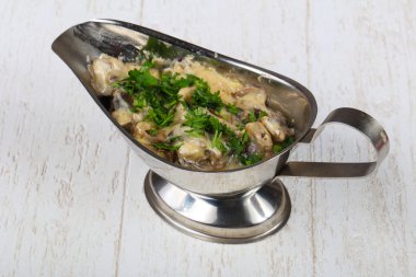 Cocotte julienne mantar ile