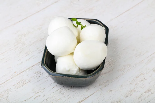 Lahodnou Mozzarella sýr — Stock fotografie