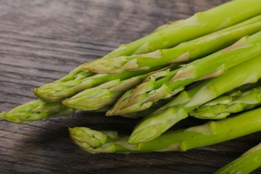 ham yeşil kuşkonmaz 