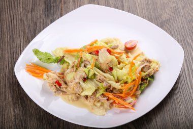 lezzetli ton balıklı salata 