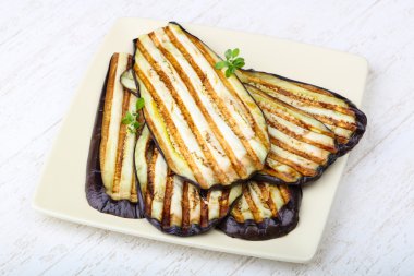 Etkili ızgara patlıcan